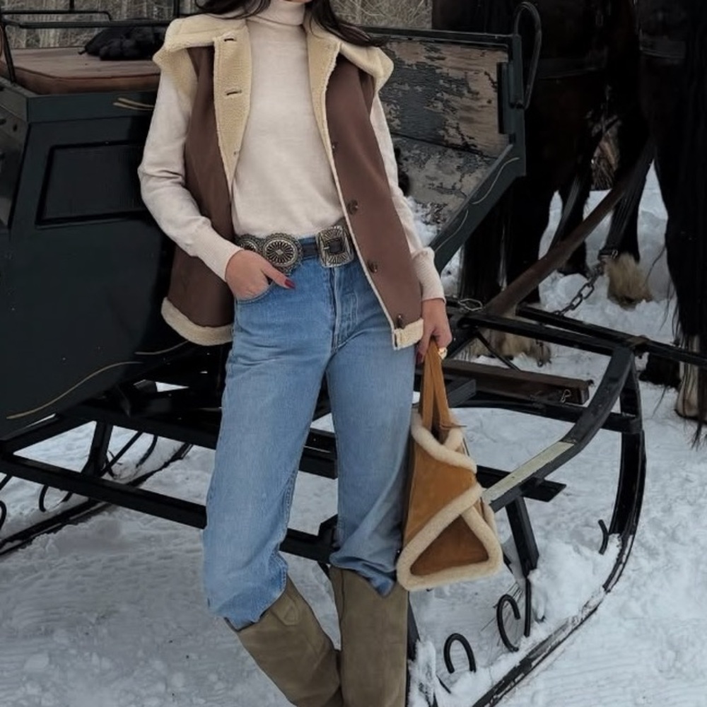 Bona Sherpa Jacket in Burnished Brown - Picture 2 of 8